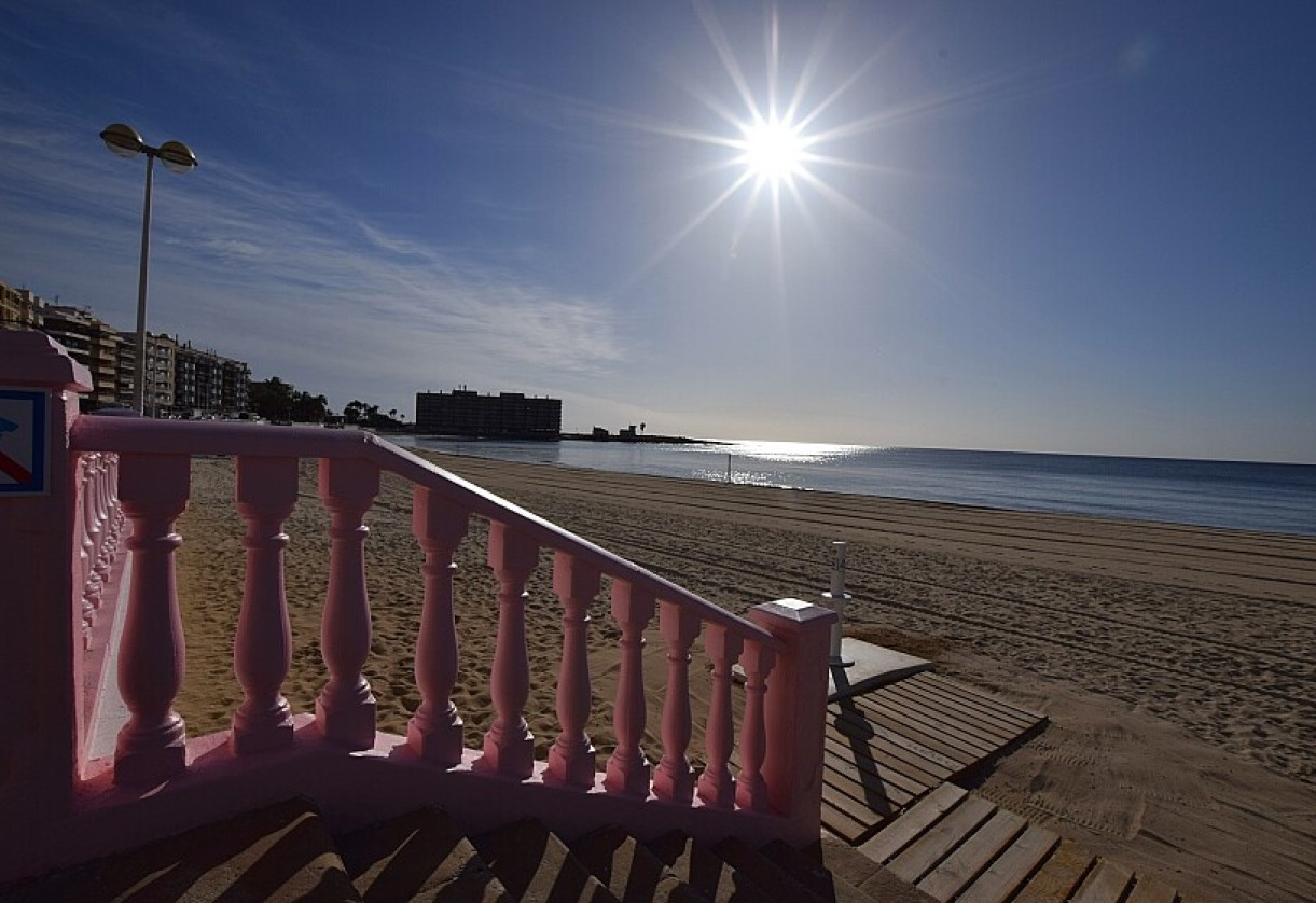 Sale · Apartment · Torrevieja · Playa de los Locos