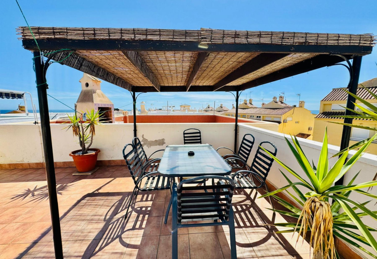 Rynek wtórny · APARTAMENTO · Torrevieja · La Veleta