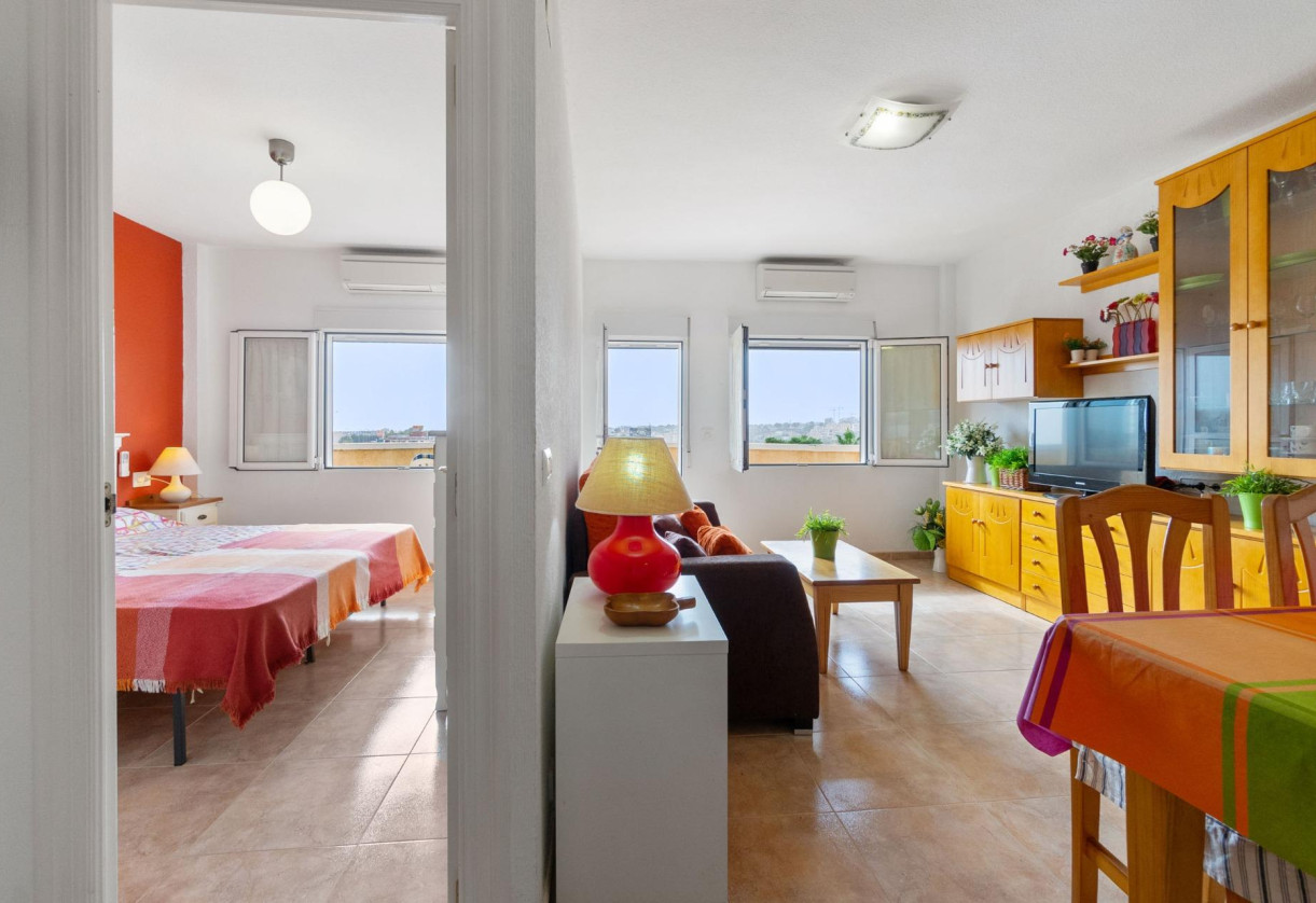 Resale · Apartment · Orihuela Costa · Campoamor