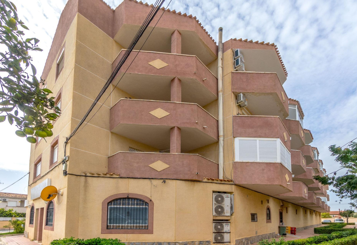 Resale · Apartment · Orihuela Costa · Campoamor