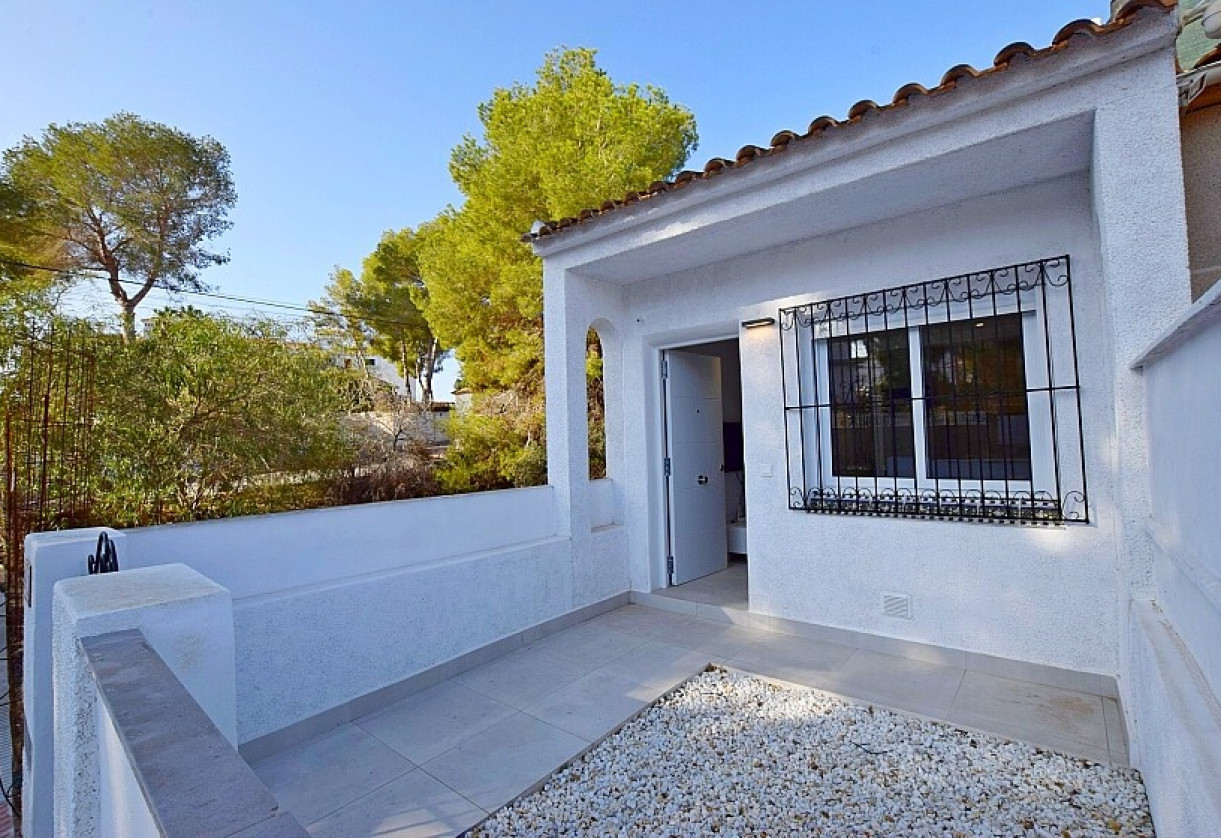 Resale · Bungalow · Orihuela Costa · Villamartin area