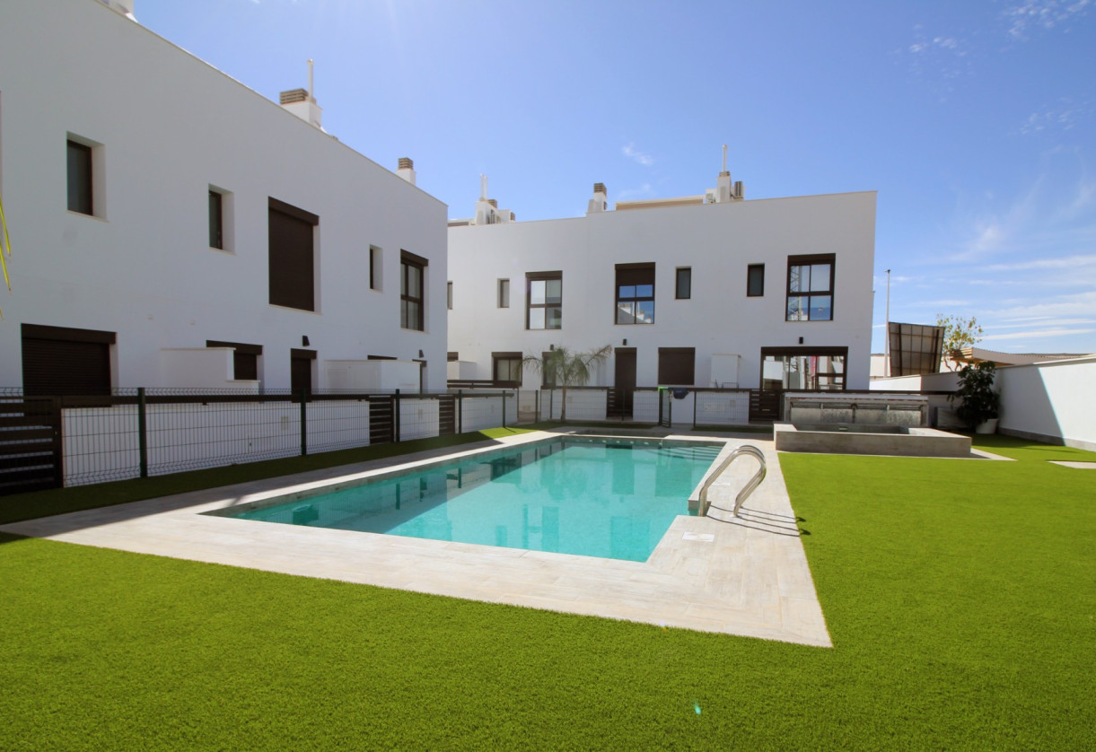 New Build · Townhouse · Pilar de la Horadada · PILAR DE LA HORADADA