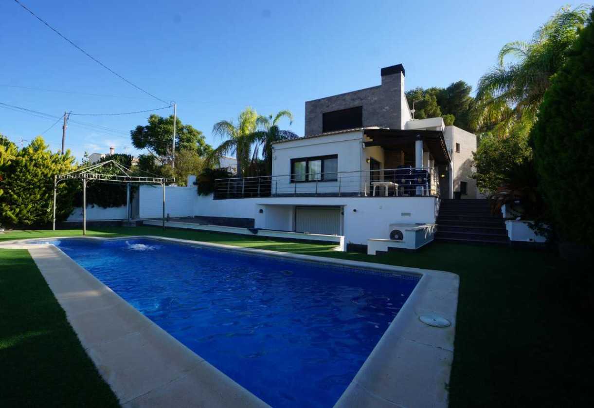 Resale · detached house · Calpe