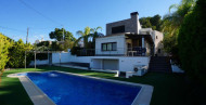 Resale · detached house · Calpe