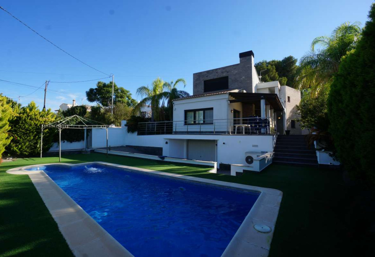 Resale · detached house · Calpe