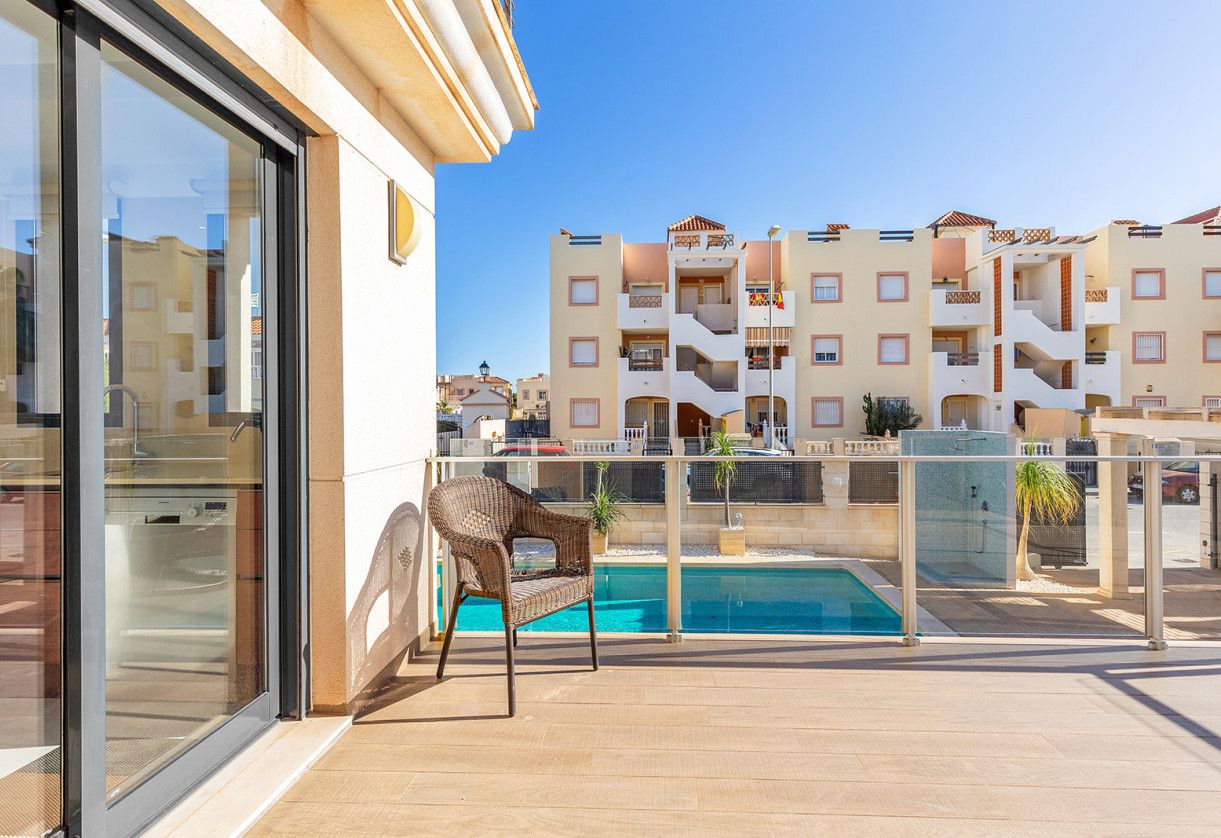 Reventa · Villa · Orihuela Costa