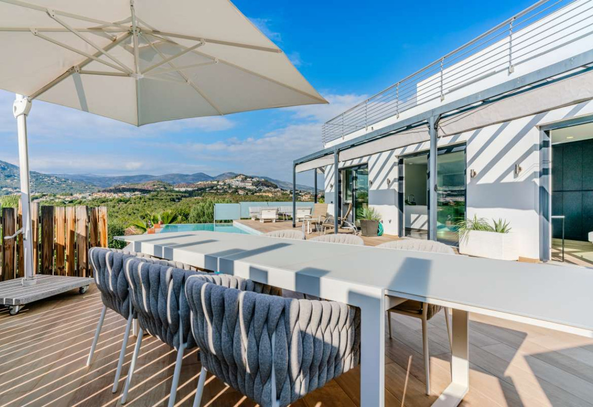 Sale · detached house · Calpe