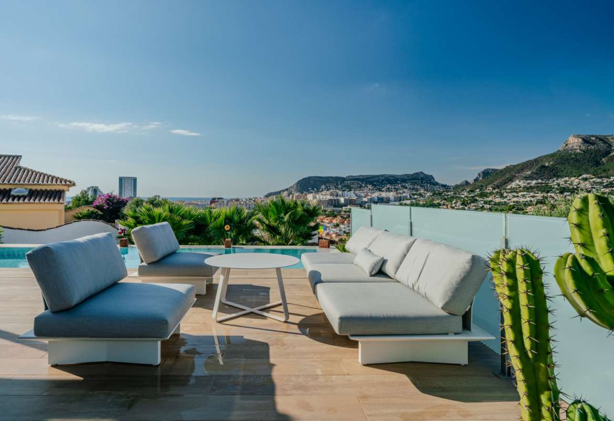 Sale · detached house · Calpe