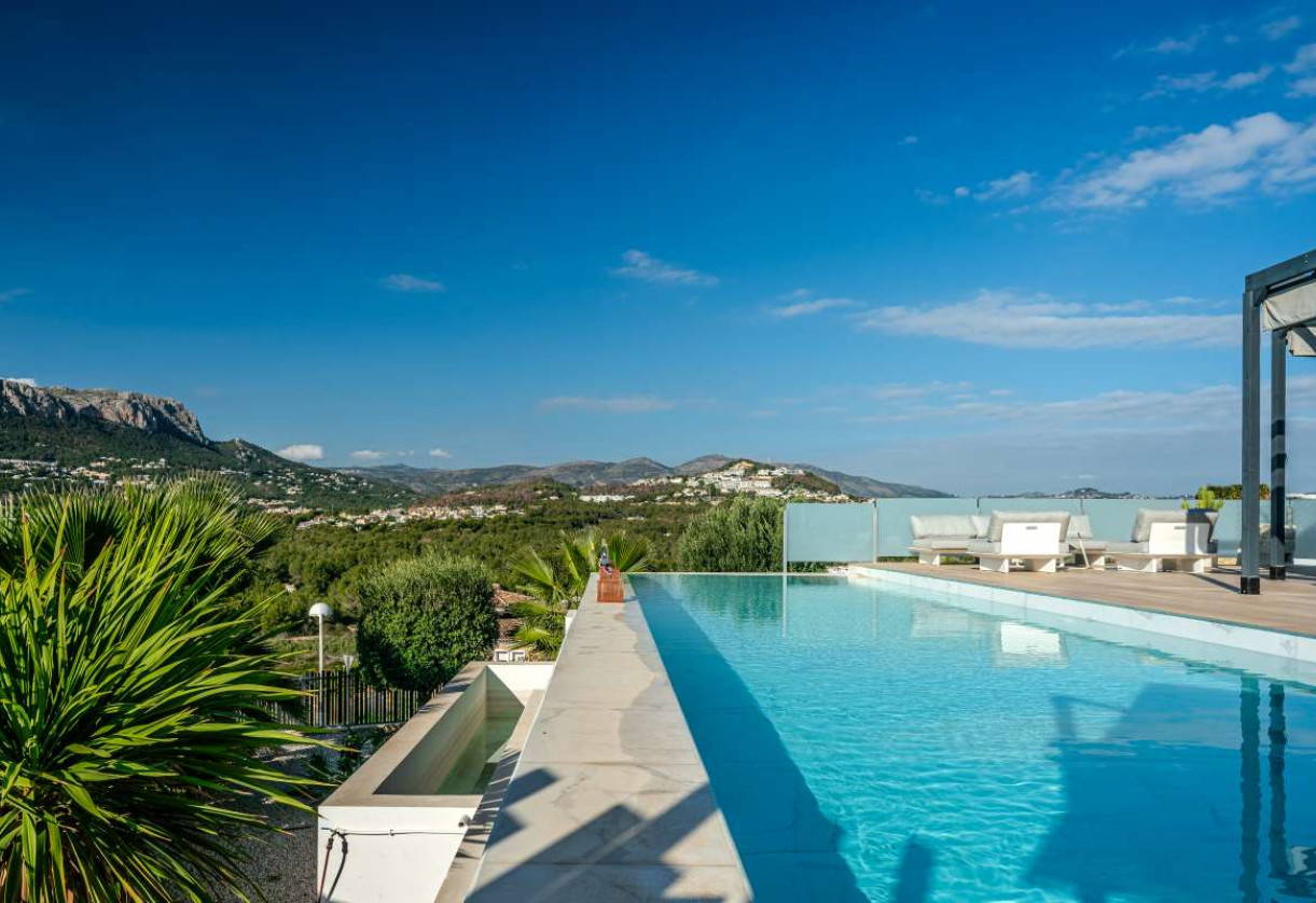 Sale · detached house · Calpe