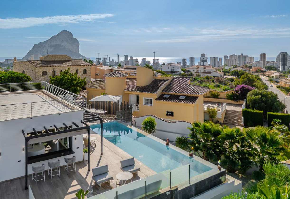 Sale · detached house · Calpe
