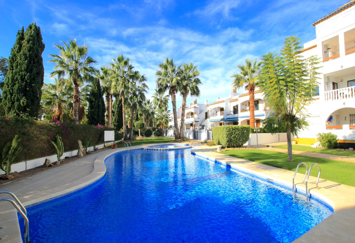 Reventa · Apartment · Villamartin