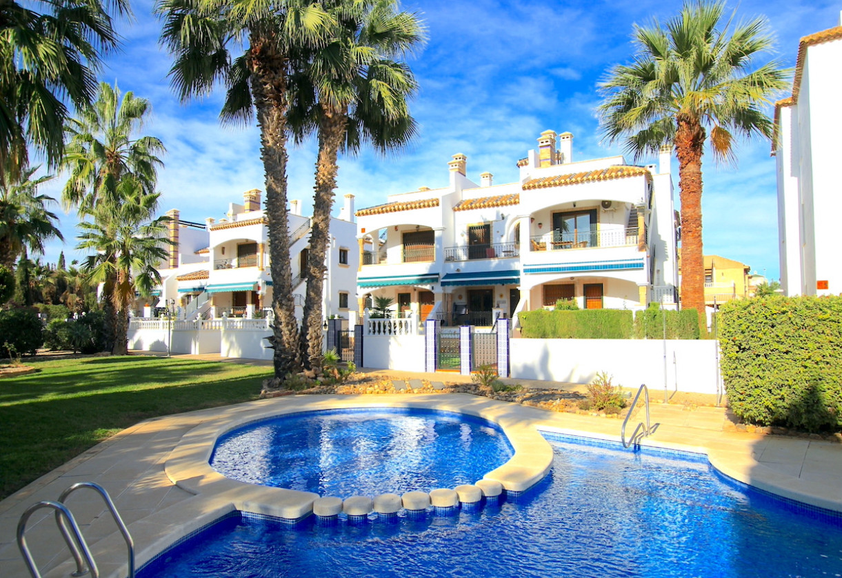 Reventa · Apartment · Villamartin