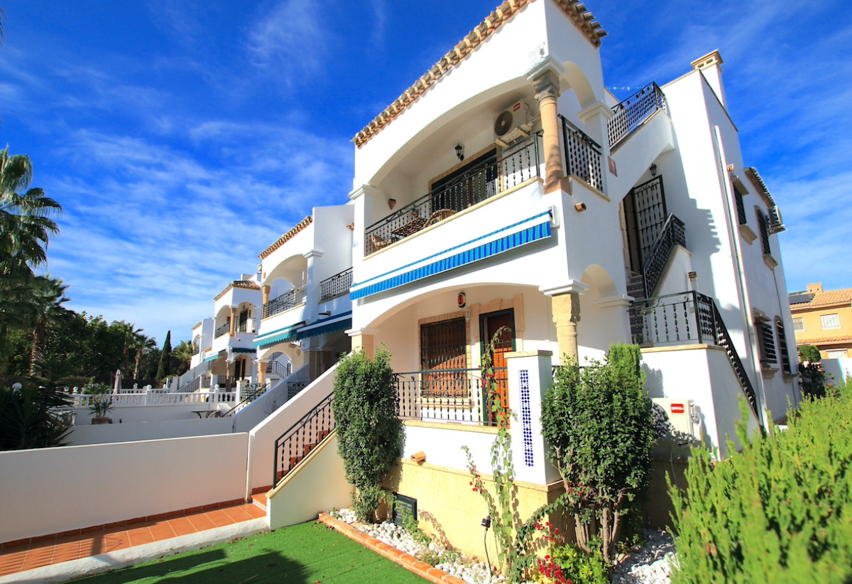 Reventa · Apartment · Villamartin