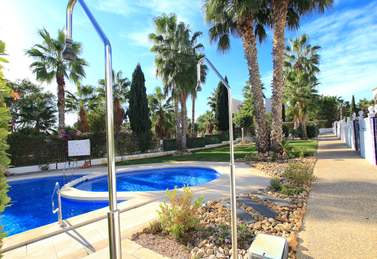 Reventa · Apartment · Villamartin