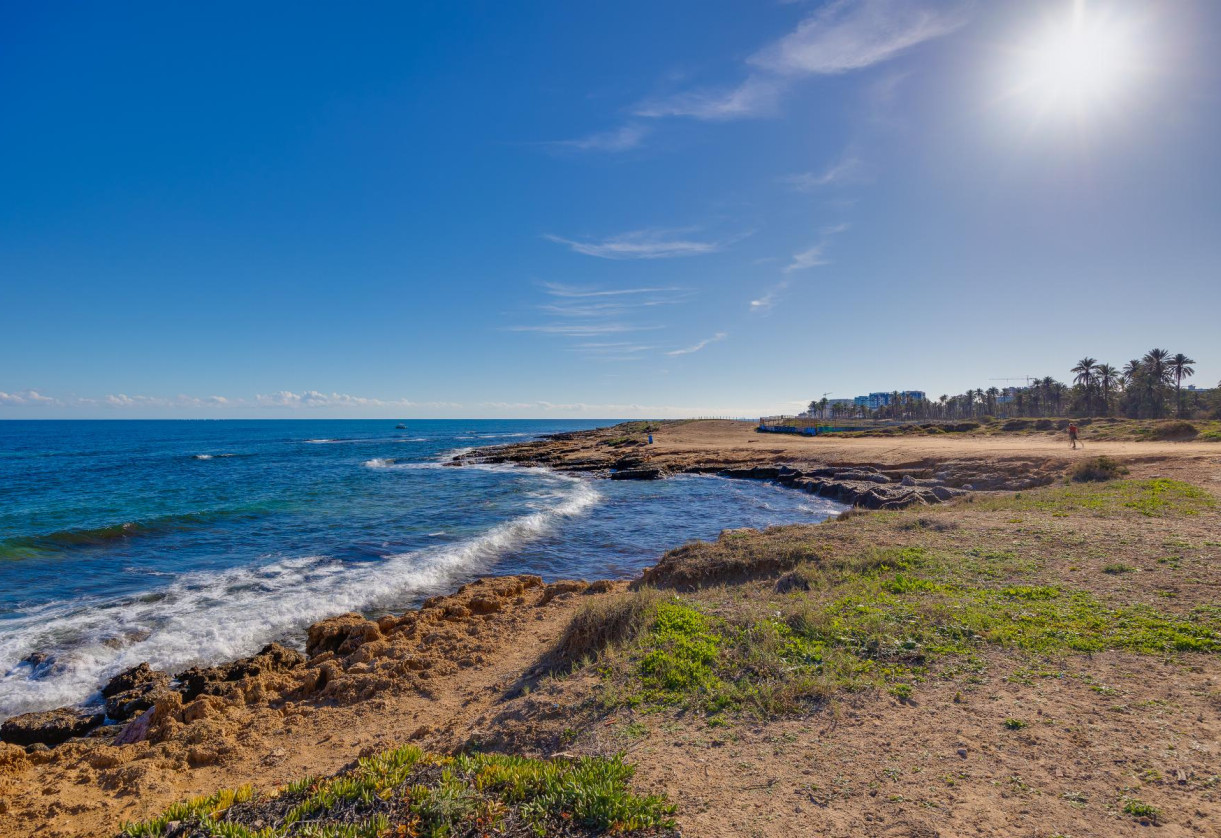 Sale · APARTAMENTO · Torrevieja · La Veleta