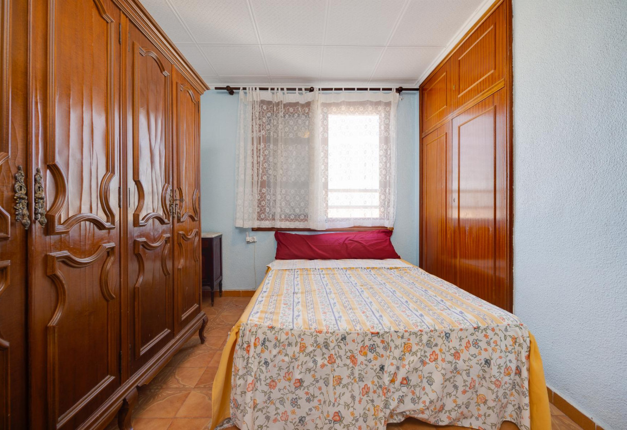 Rynek wtórny · APARTAMENTO · Torrevieja · Playa del Acequión