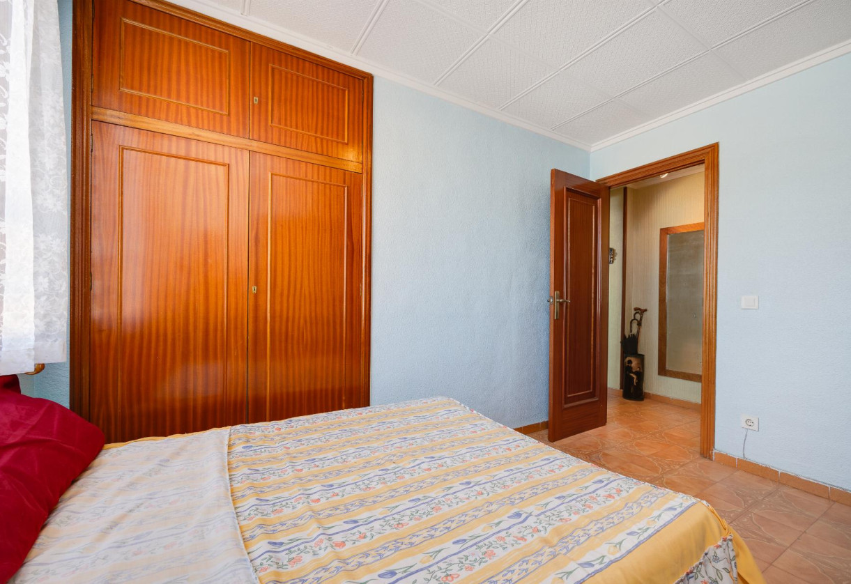 Rynek wtórny · APARTAMENTO · Torrevieja · Playa del Acequión