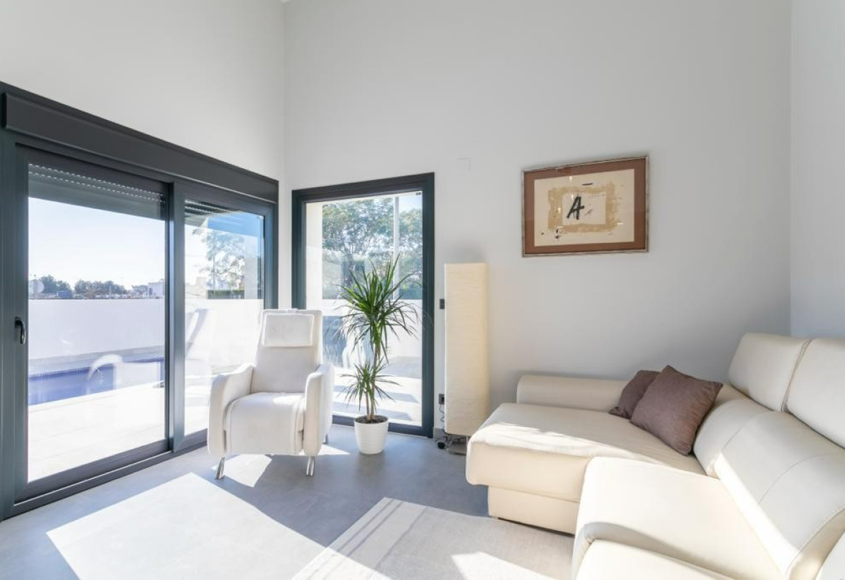 Rynek pierwotny · Villas · Daya Nueva