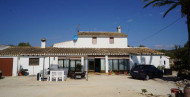 Sale · Country house · Benissa