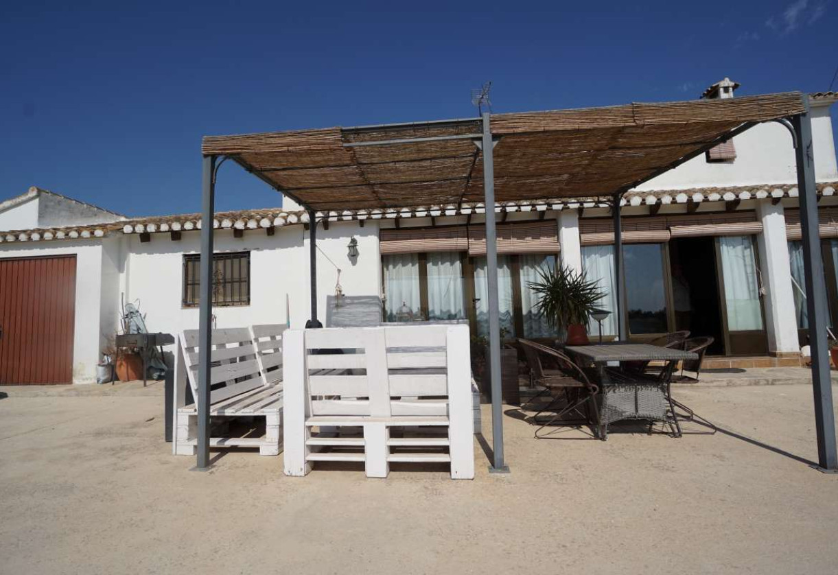 Sale · Country house · Benissa