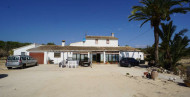 Sale · Country house · Benissa