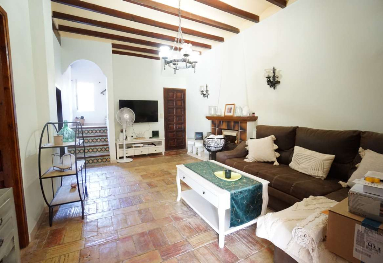 Sale · Country house · Benissa