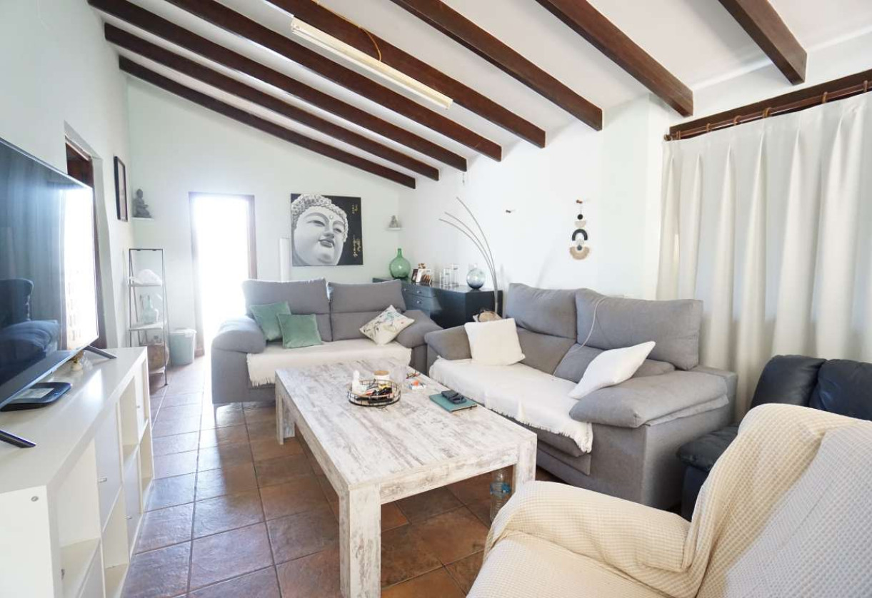 Sale · Country house · Benissa