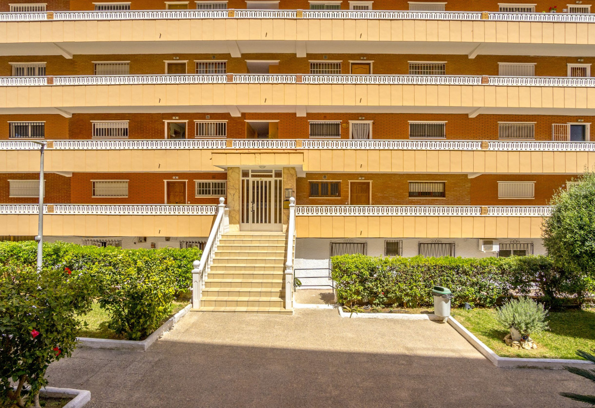 Sale · Apartment · Punta Prima