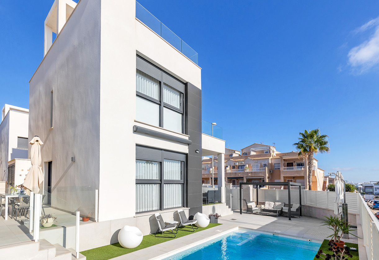 Sale · Villa · Orihuela Costa