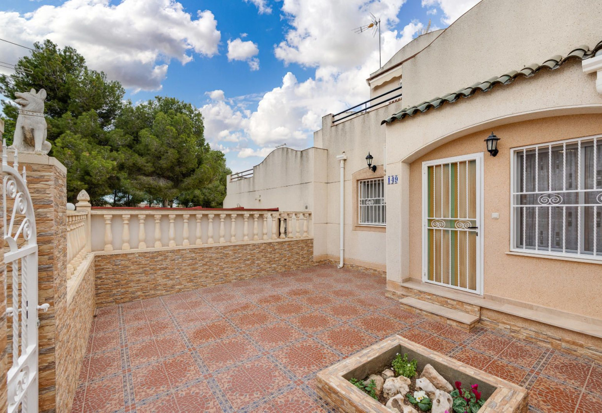 Sale · terraced house · Torrevieja · Los balcones