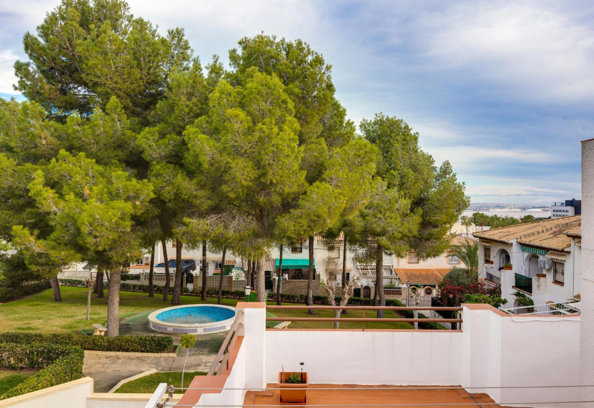 Sale · terraced house · Torrevieja · Los balcones