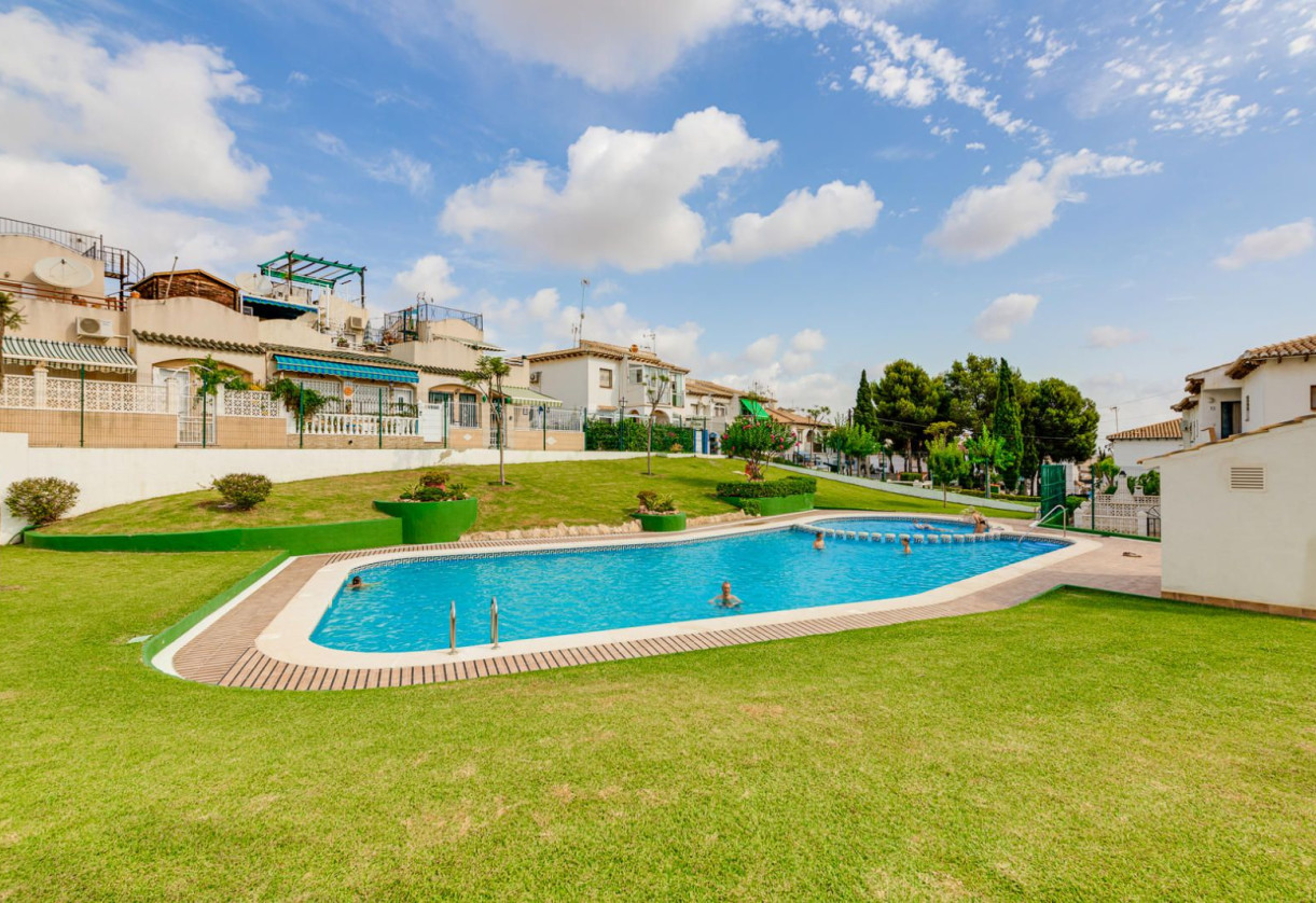 Sale · terraced house · Torrevieja · Los balcones