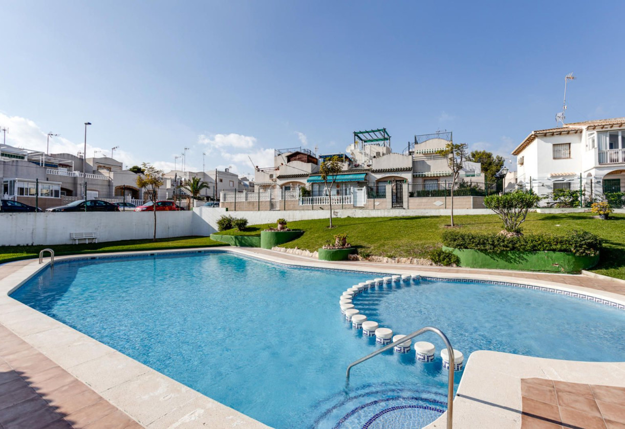 Sale · terraced house · Torrevieja · Los balcones