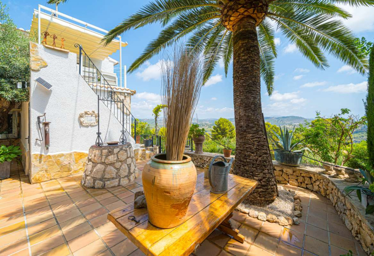 Sale · detached house · Calpe