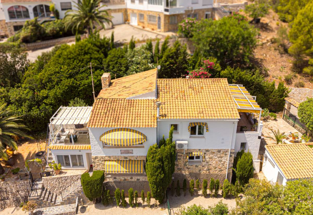 Sale · detached house · Calpe