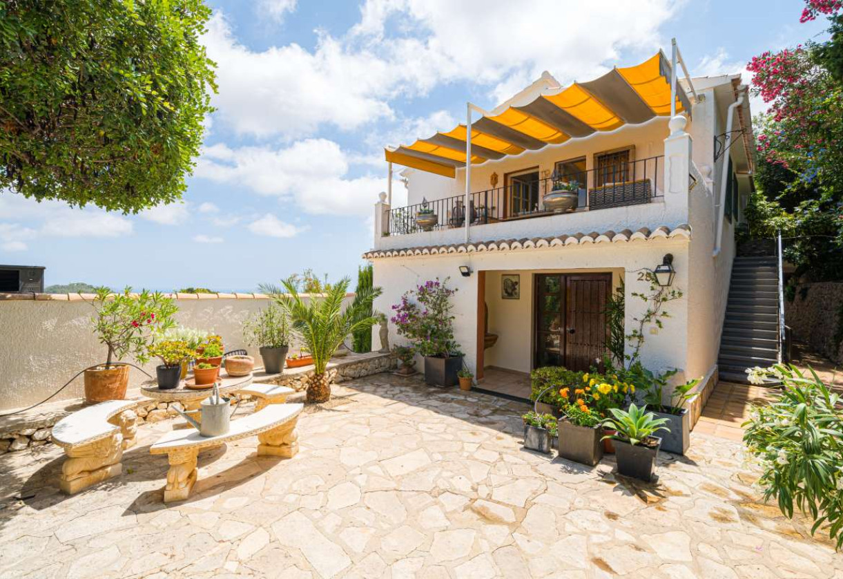 Sale · detached house · Calpe