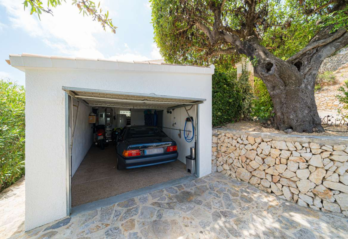 Sale · detached house · Calpe