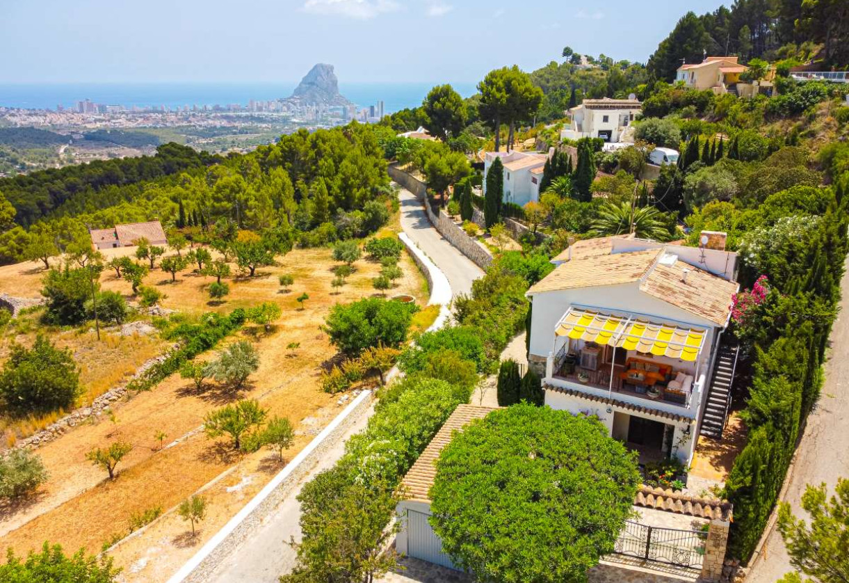 Sale · detached house · Calpe