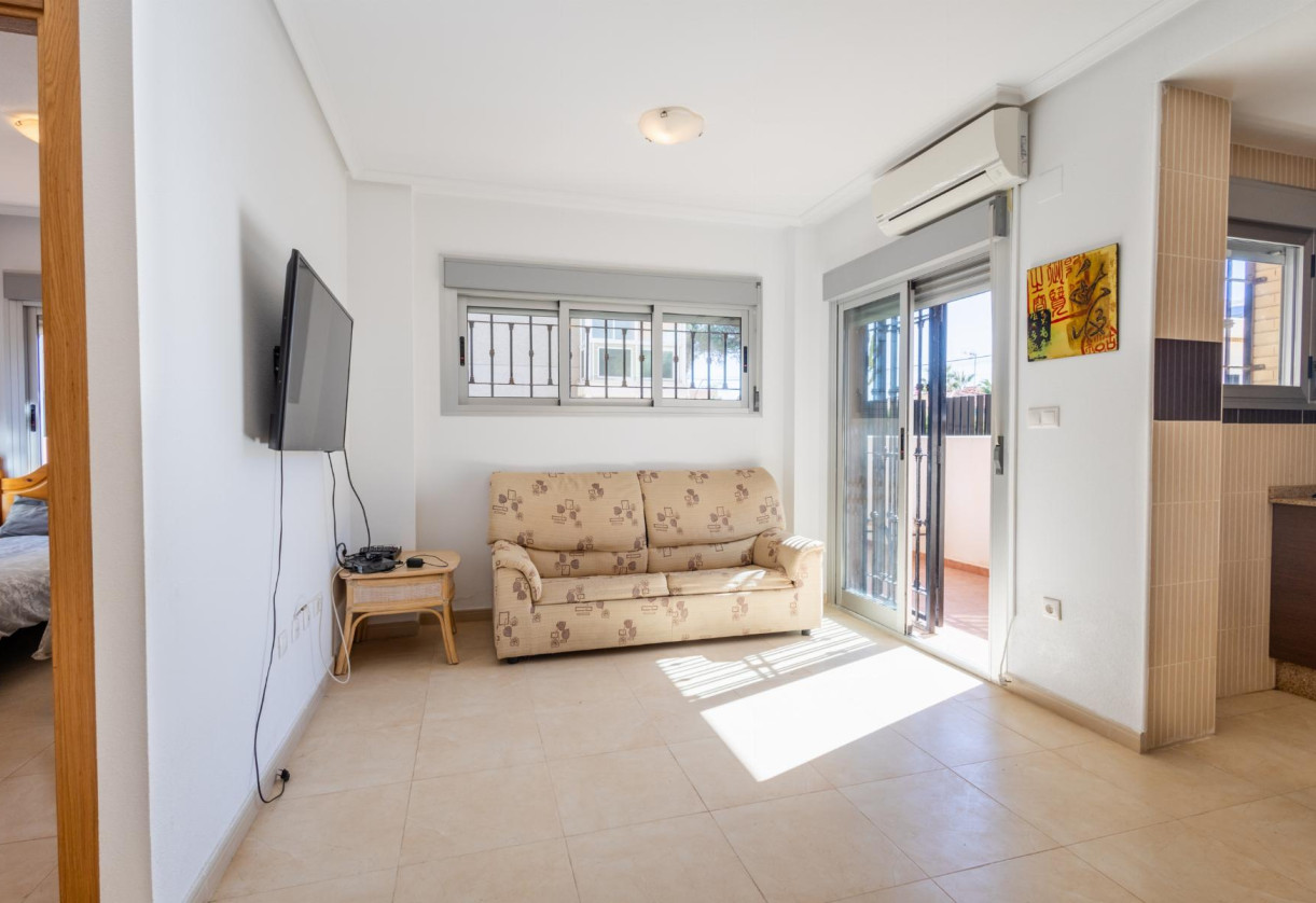 Sale · APARTAMENTO · Torrevieja · Punta Prima