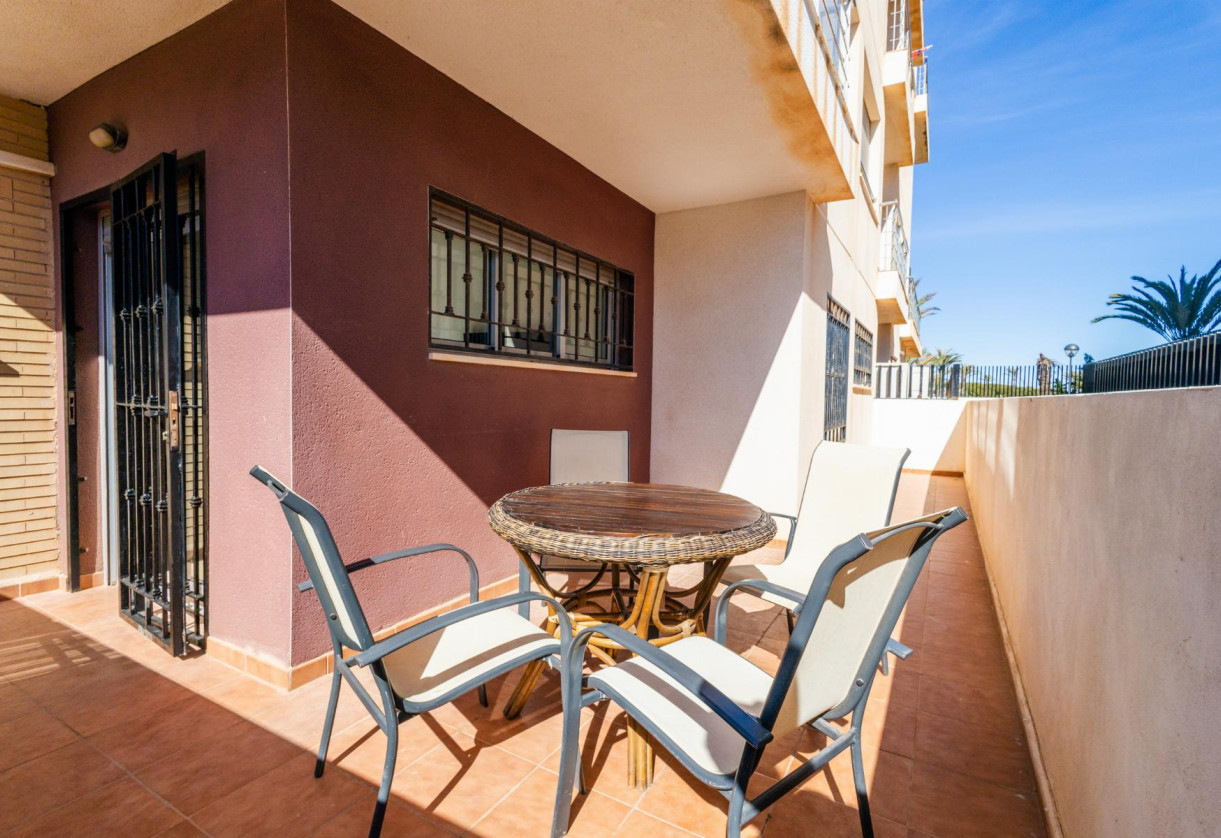 Sale · APARTAMENTO · Torrevieja · Punta Prima