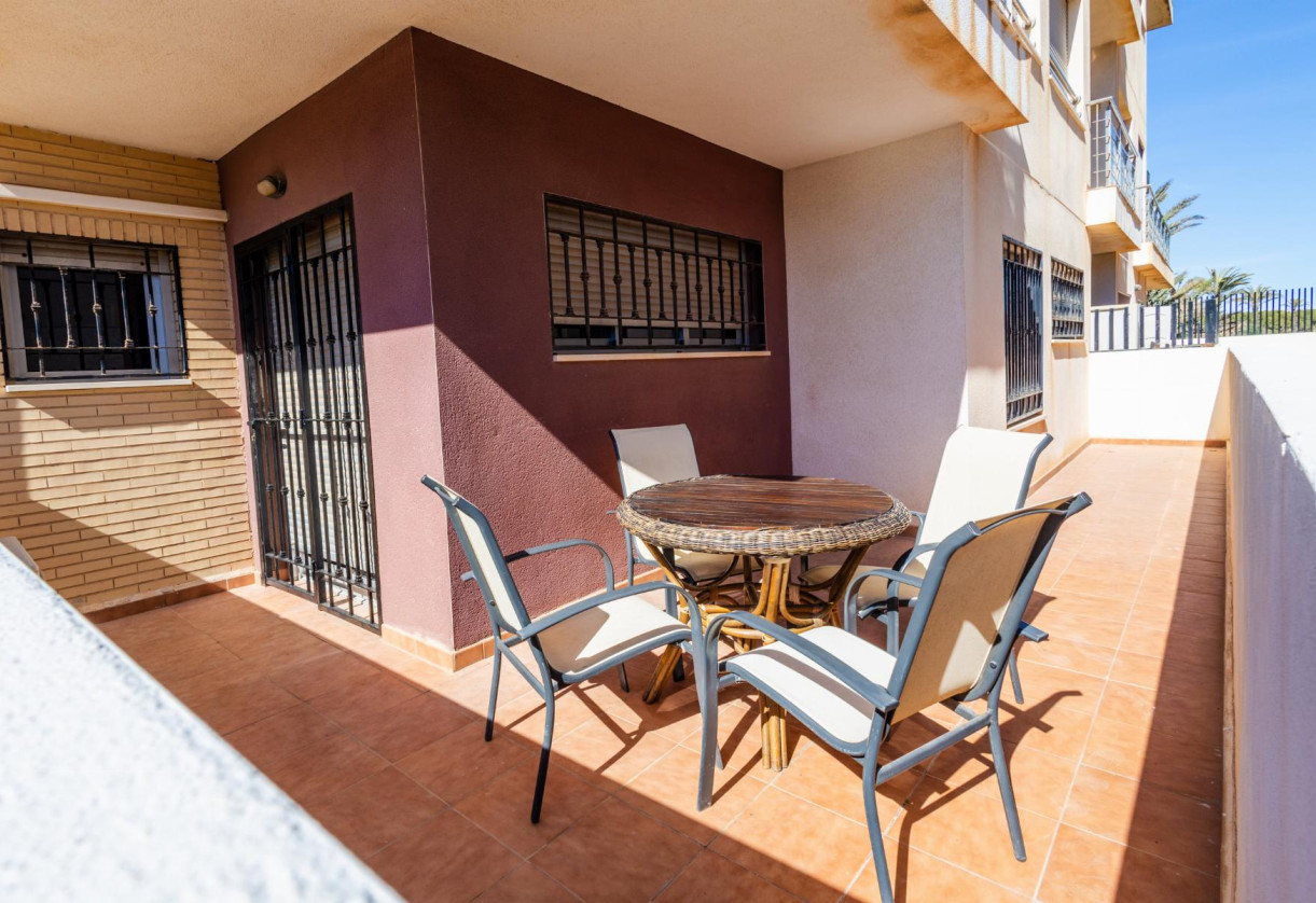 Sale · APARTAMENTO · Torrevieja · Punta Prima